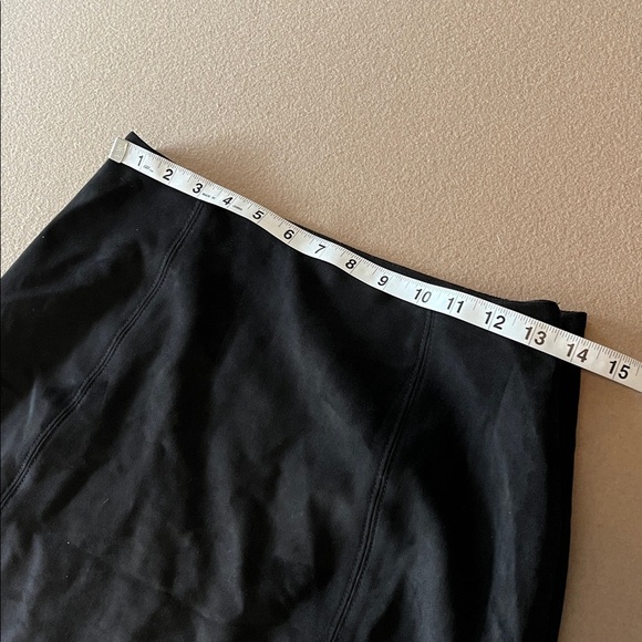 Aritzia Babaton Hopper Faux Suede Mini Skirt - Black - 8 - Picture 5 of 9